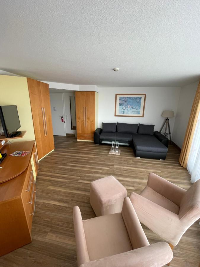 Nordseehotel Benser Hof Am Hafen Bensersiel Ngoại thất bức ảnh