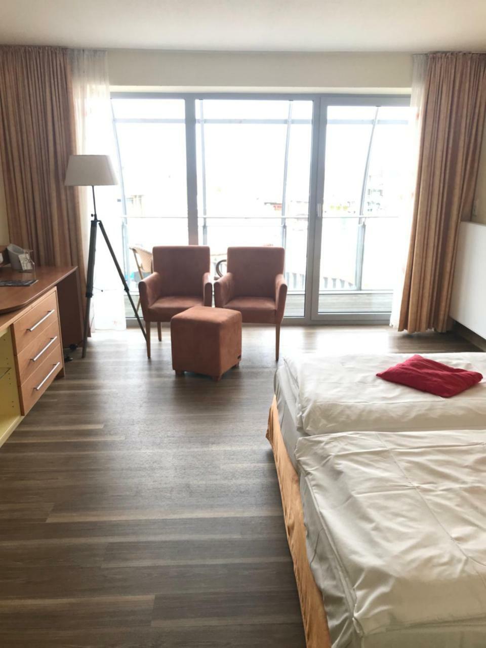 Nordseehotel Benser Hof Am Hafen Bensersiel Ngoại thất bức ảnh